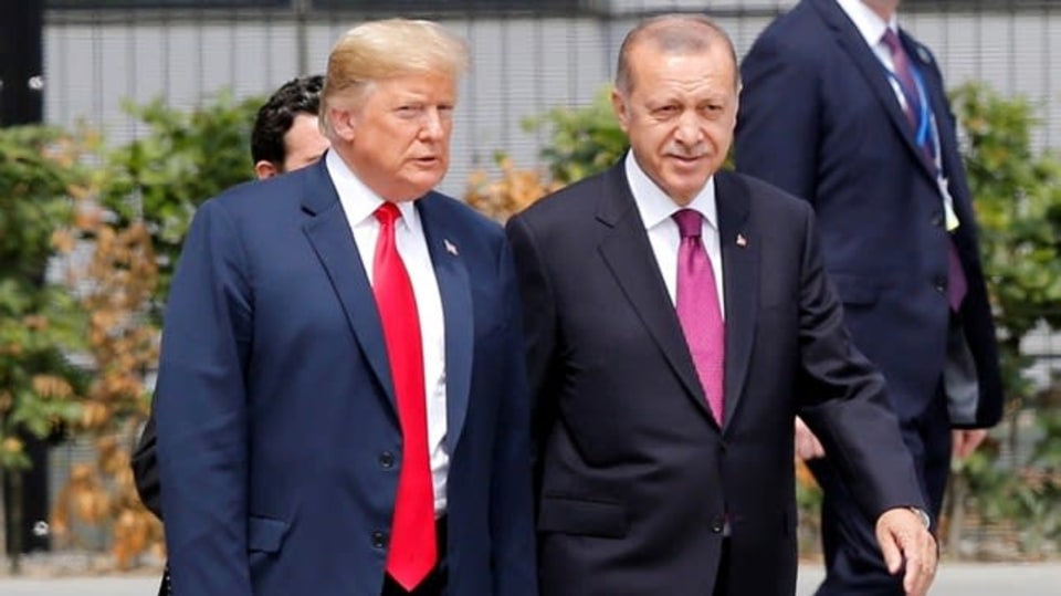 Trump s Erdoganem aktuálně diktují vývoj války v Sýrii